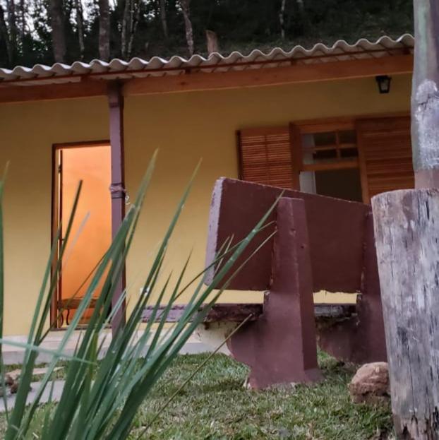 Cabana Da Montanha - Sitio Pasangas Санту-Антониу-ду-Пиньял Номер фото